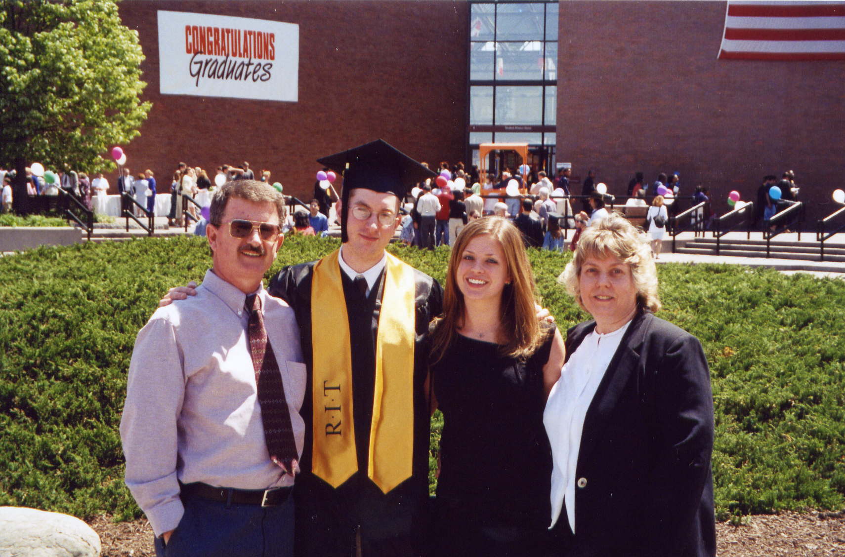 andysgraduation.jpg